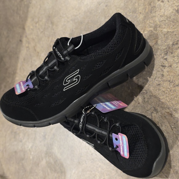(J31) Skechers Women's Black Athletic Shoes Memory Foam Sz 8 - Picture 2 of 7